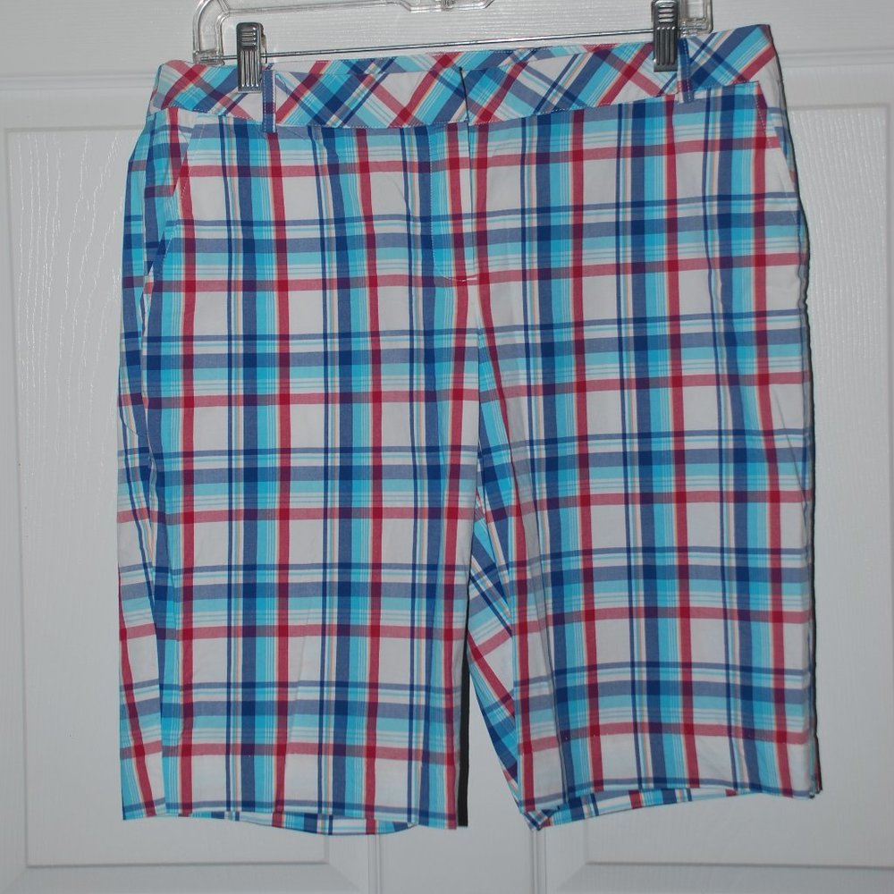 Izod Golf Short